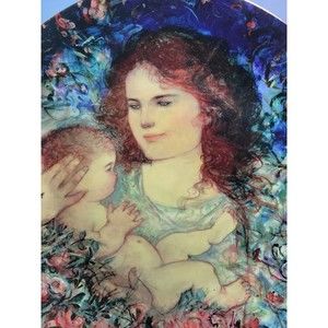 Mother & Newborn Plate Mom & Baby Motherlove Edna Hibel Limited Edition 2005